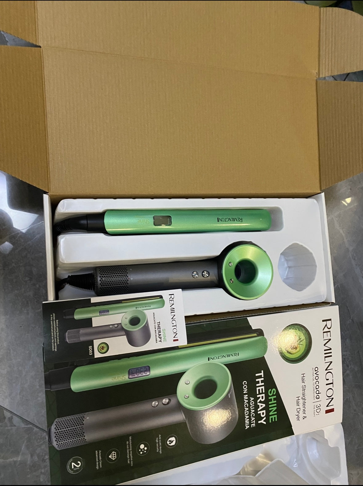 Combo Secador de Pelo Remilngton + Plancha Remilngton Aguacate